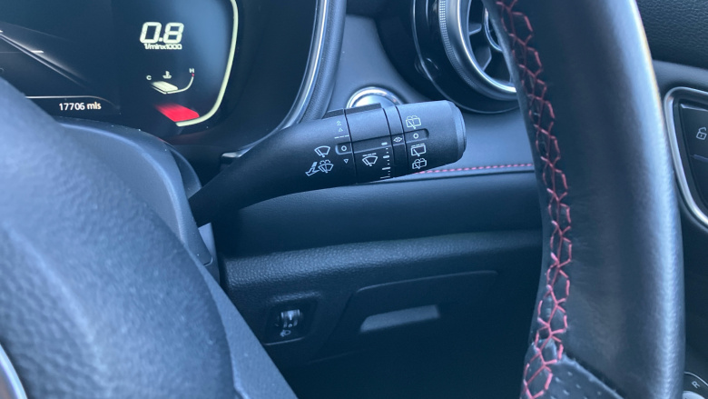 MG Hs 1.5 T-GDI Exclusive 5dr DCT Petrol Hatchback